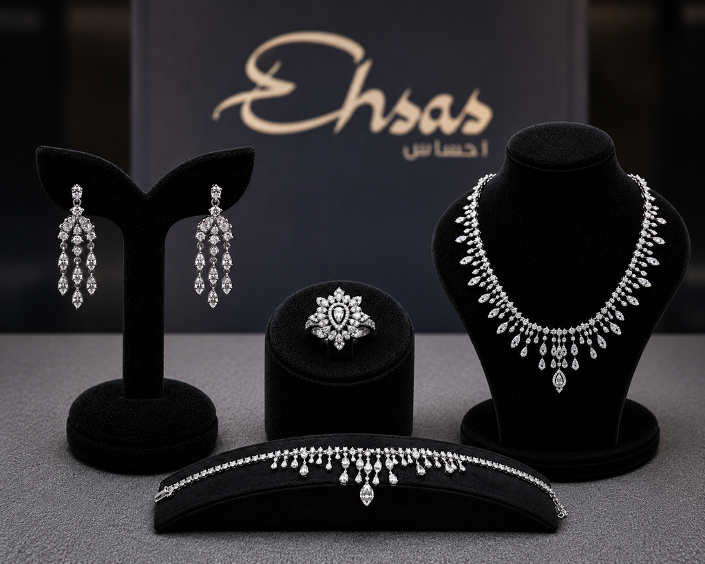 Chandelier Design Pear-Cut Crystals Set