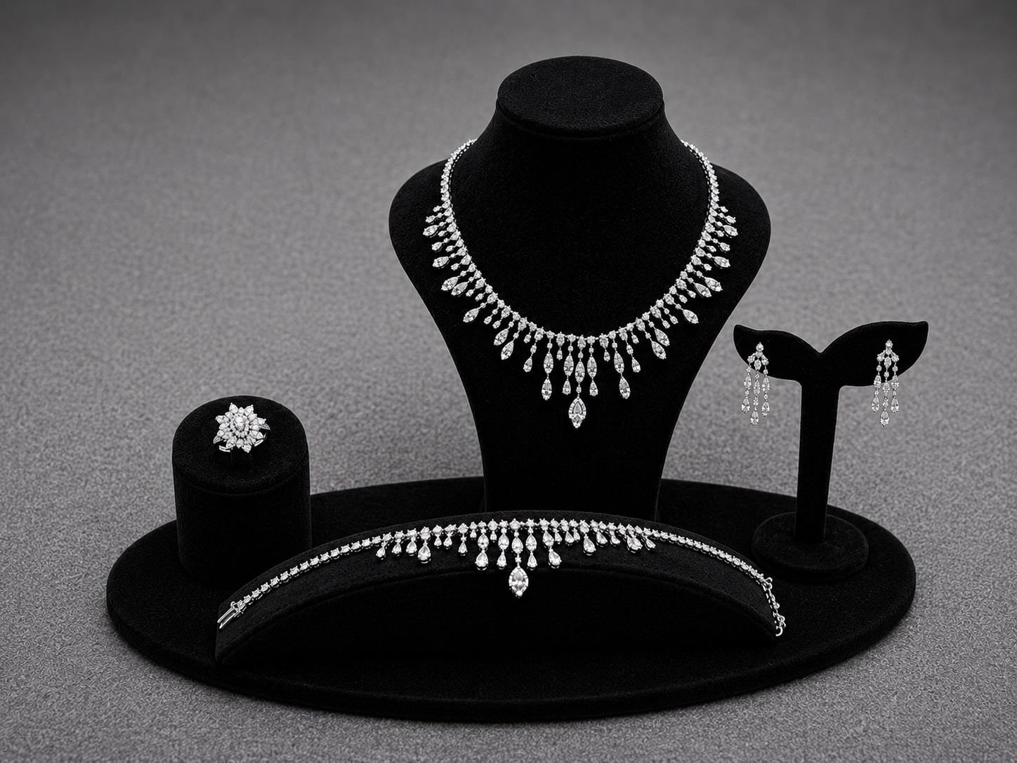 Chandelier Design Pear-Cut Crystals Set