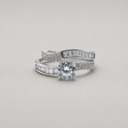 Overlapping Solitaire Silver Ring set