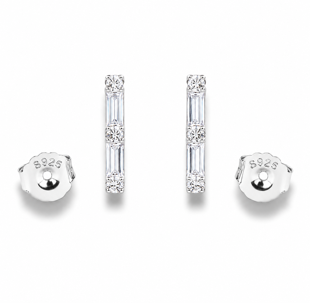 Elegant Geometric C-Hoop Studs