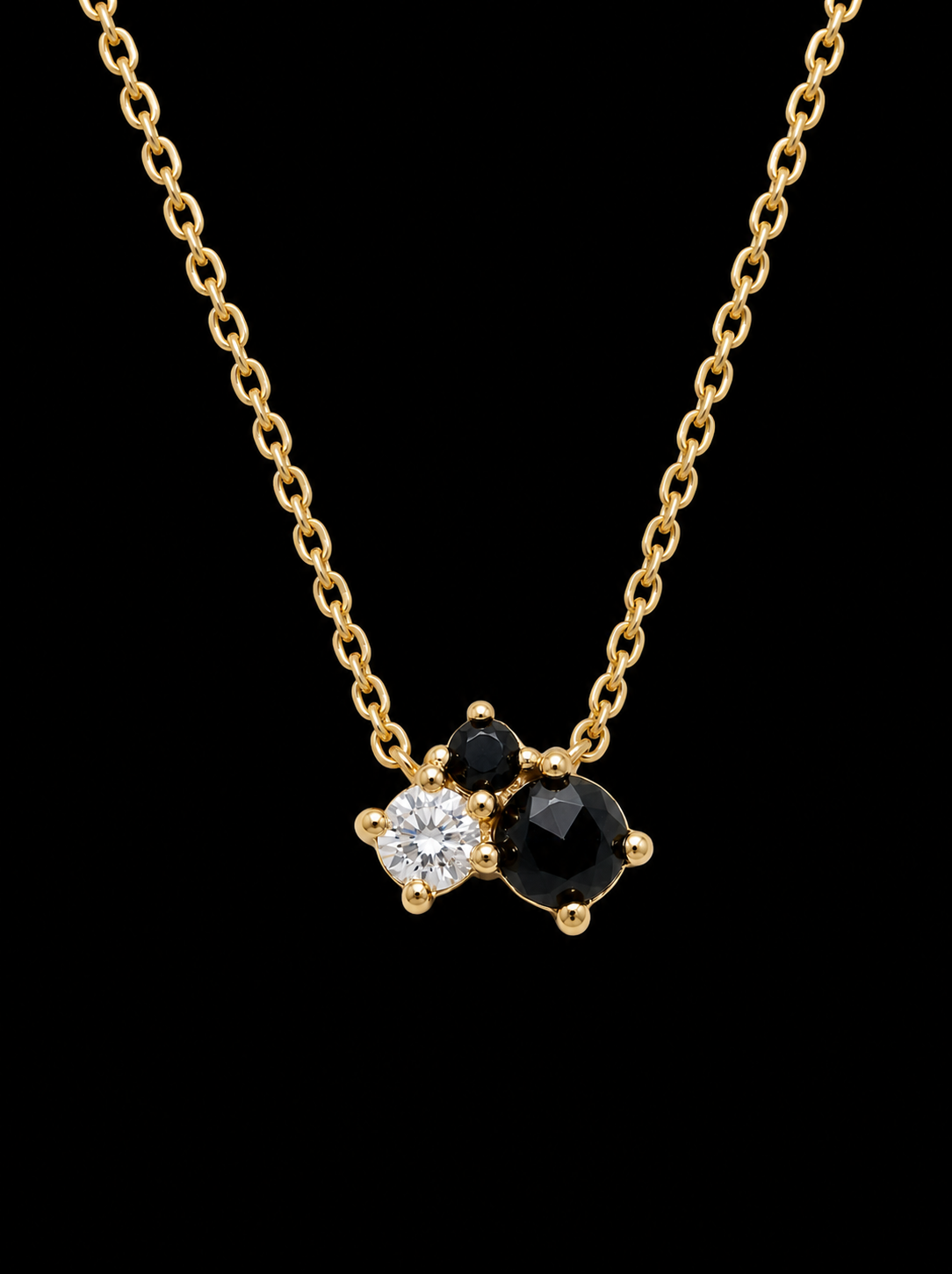 Chic Triple-Stone Contrast Necklace