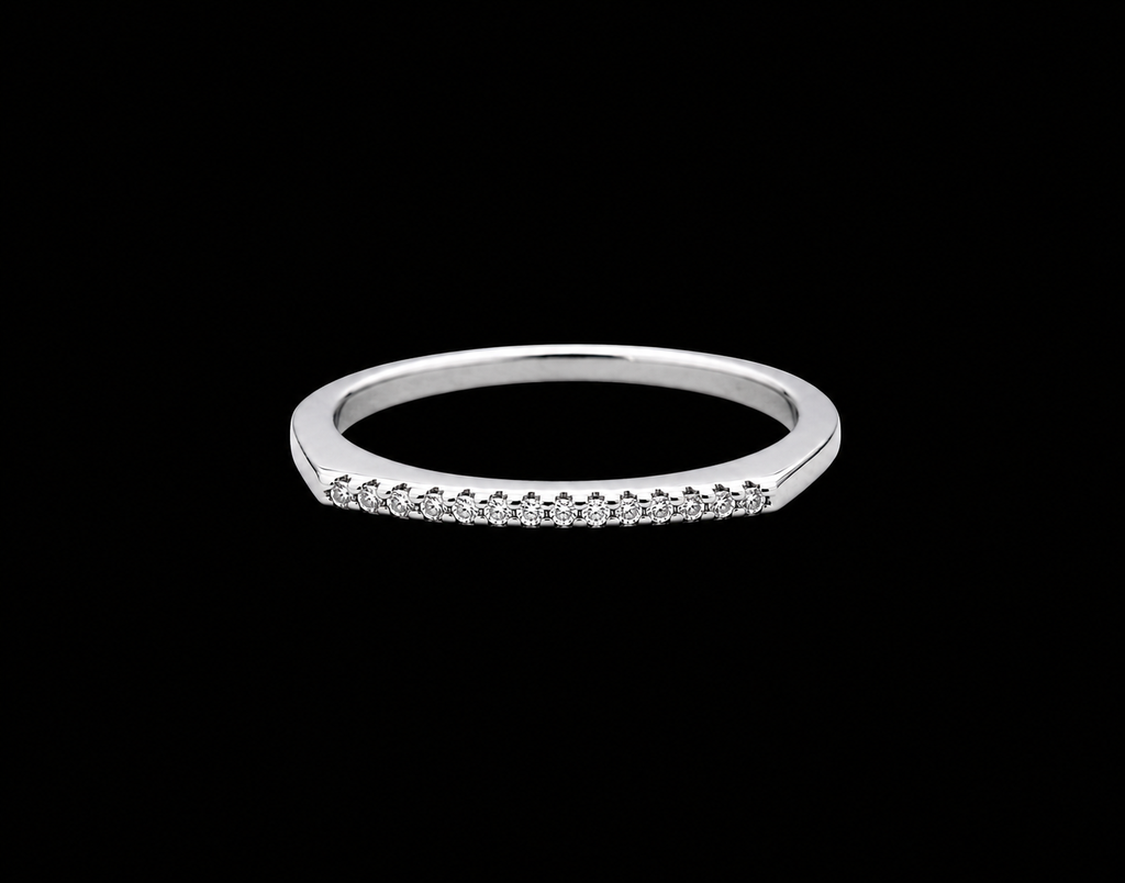 Silver Knife-Edge Pavé Ring