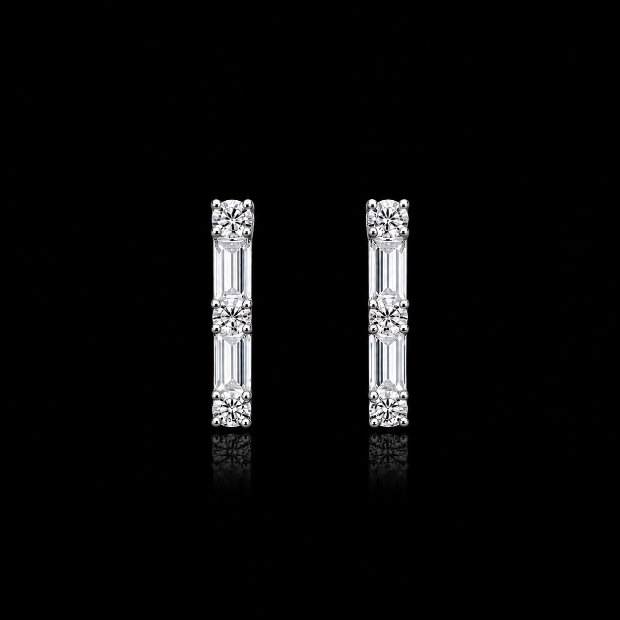 Elegant Geometric C-Hoop Studs