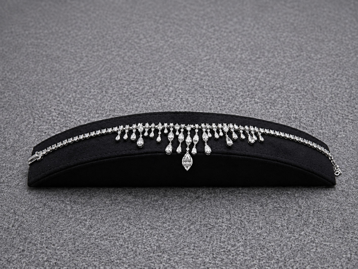 Chandelier Design Pear-Cut Crystals Set