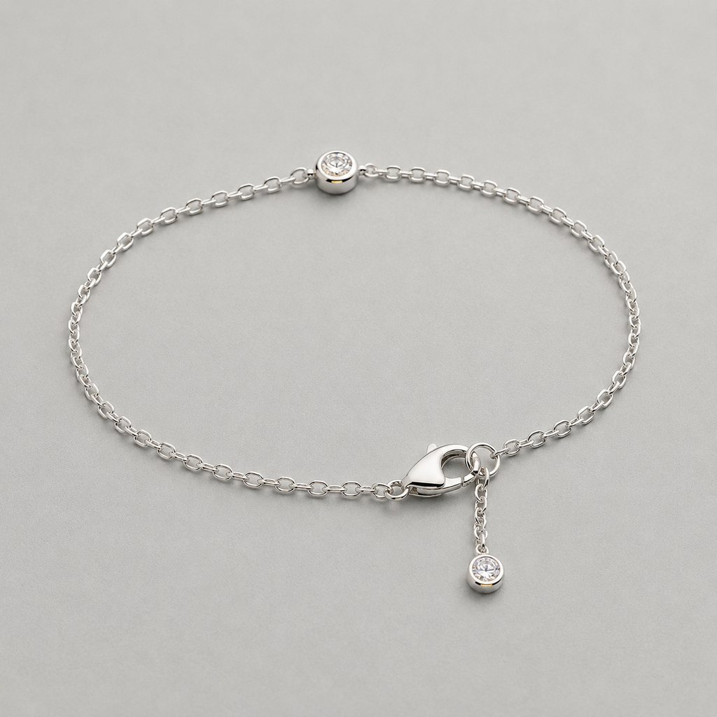 Modern Bezel-Set Silver Chain bracelet