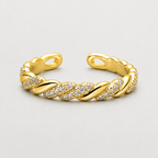 Integrated Crystal Twisted Gold Ring