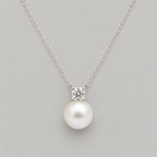 Gold-Plated Lattice Pearl Necklace