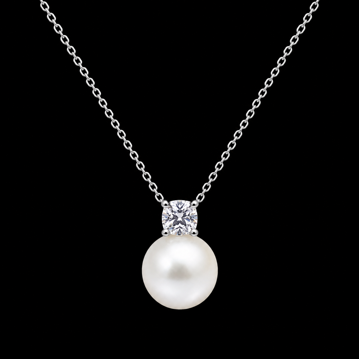 Gold-Plated Lattice Pearl Necklace