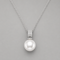 Sparkling Floral Silver Pendant Necklace - Silver