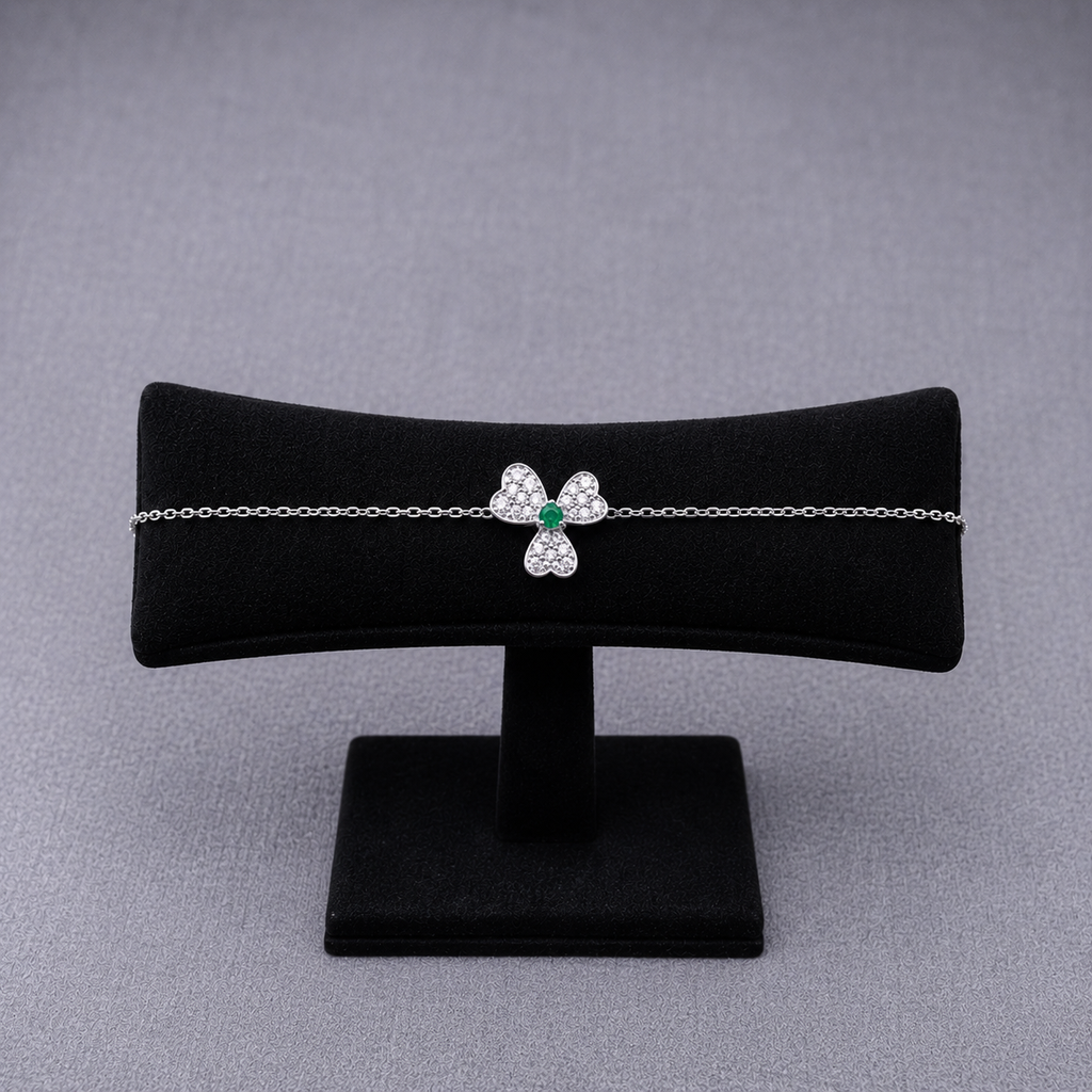 Three-Leaf Clover Jewelry Set Pavé-Set