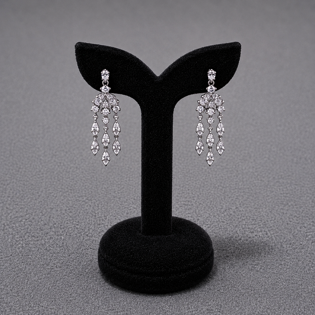Chandelier Design Pear-Cut Crystals Set