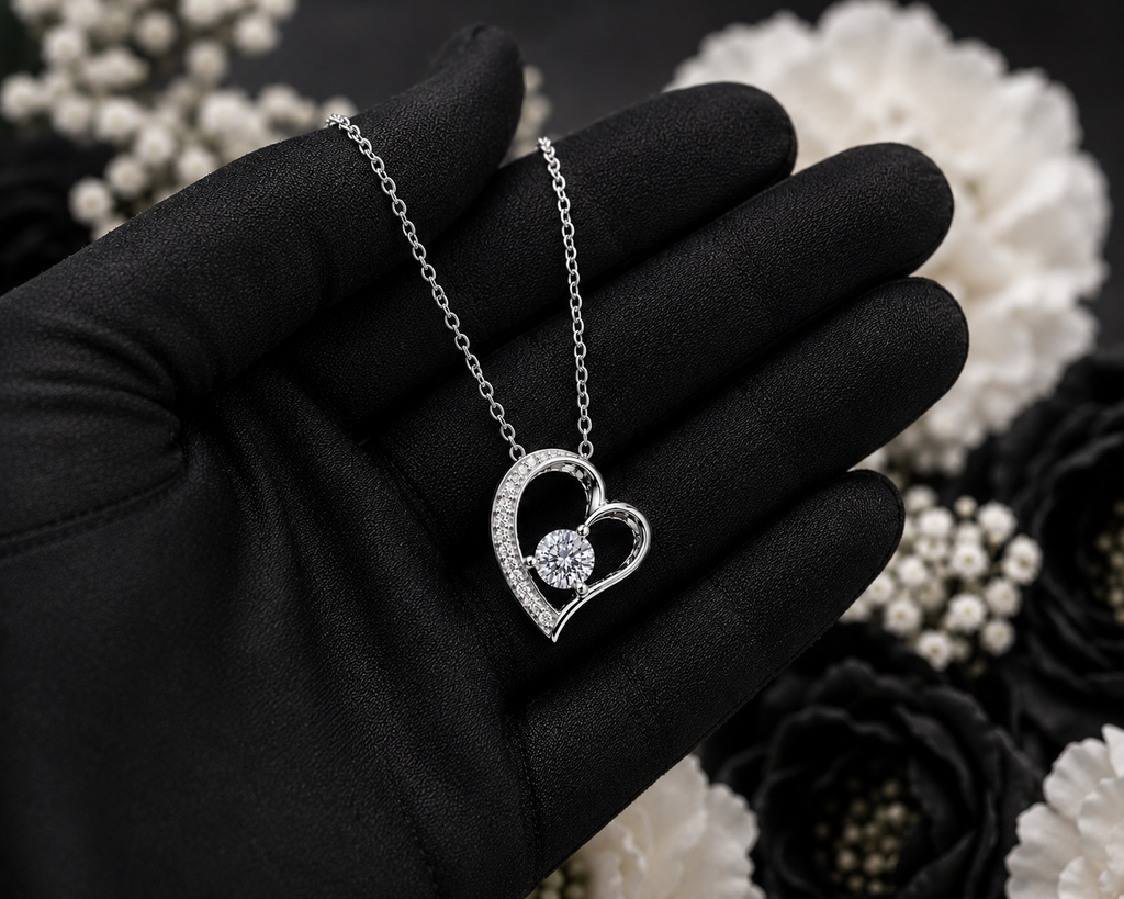 Necklace with Vivid Heart