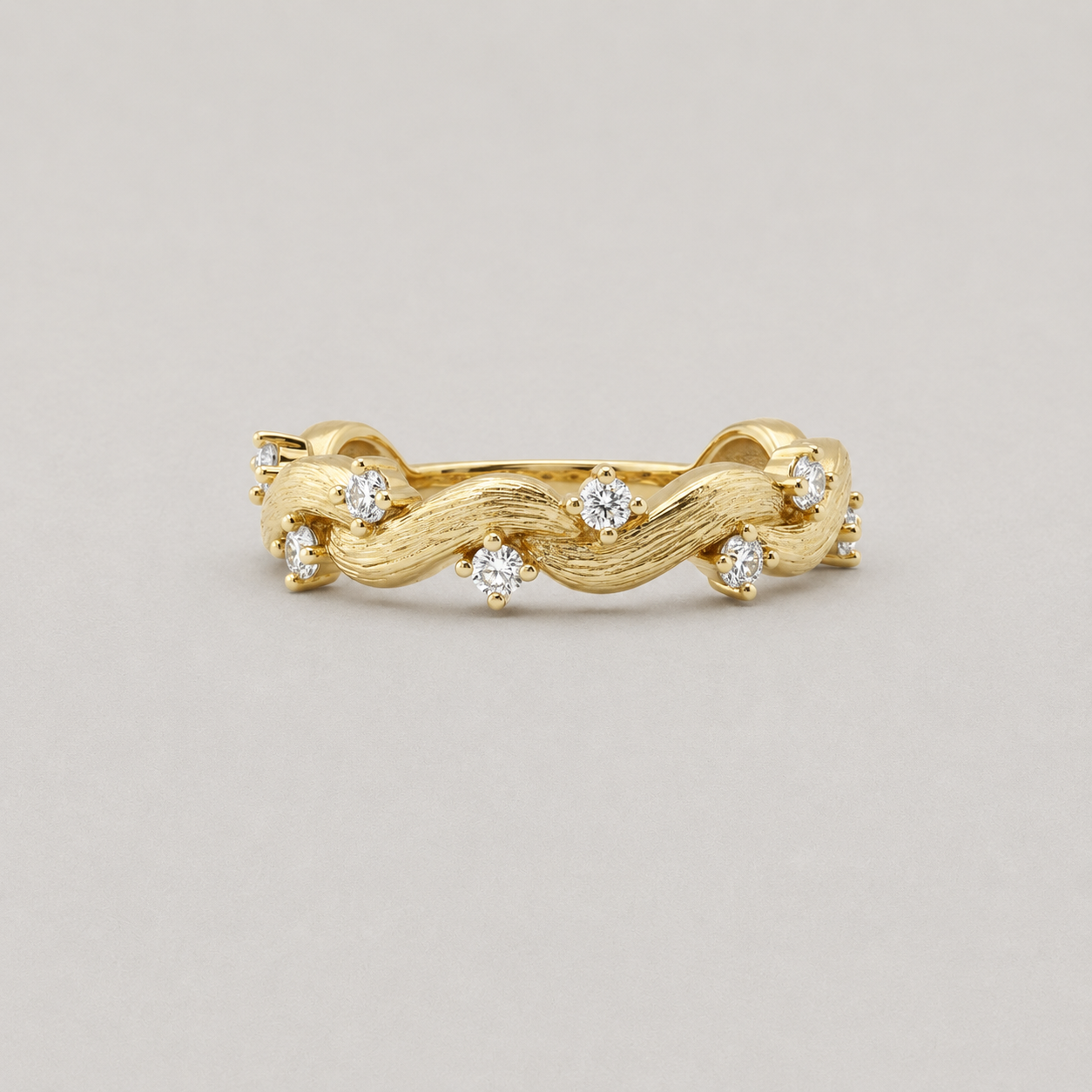 Shimmering Gold Vine Ring