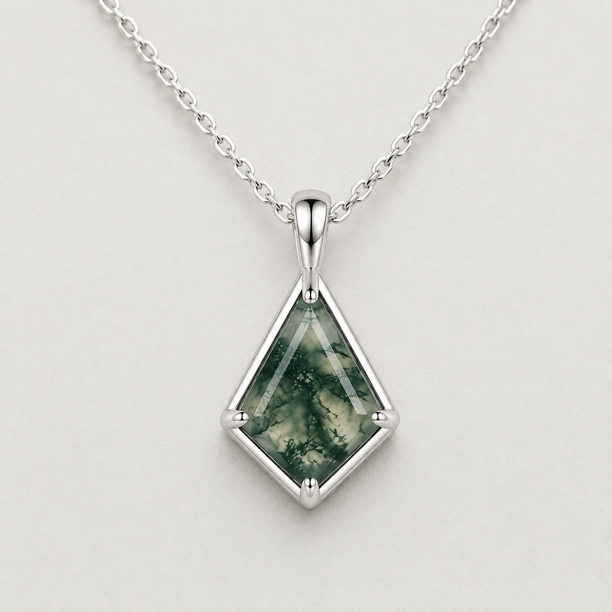 Elegant Kite-Cut Moss Agate Necklace