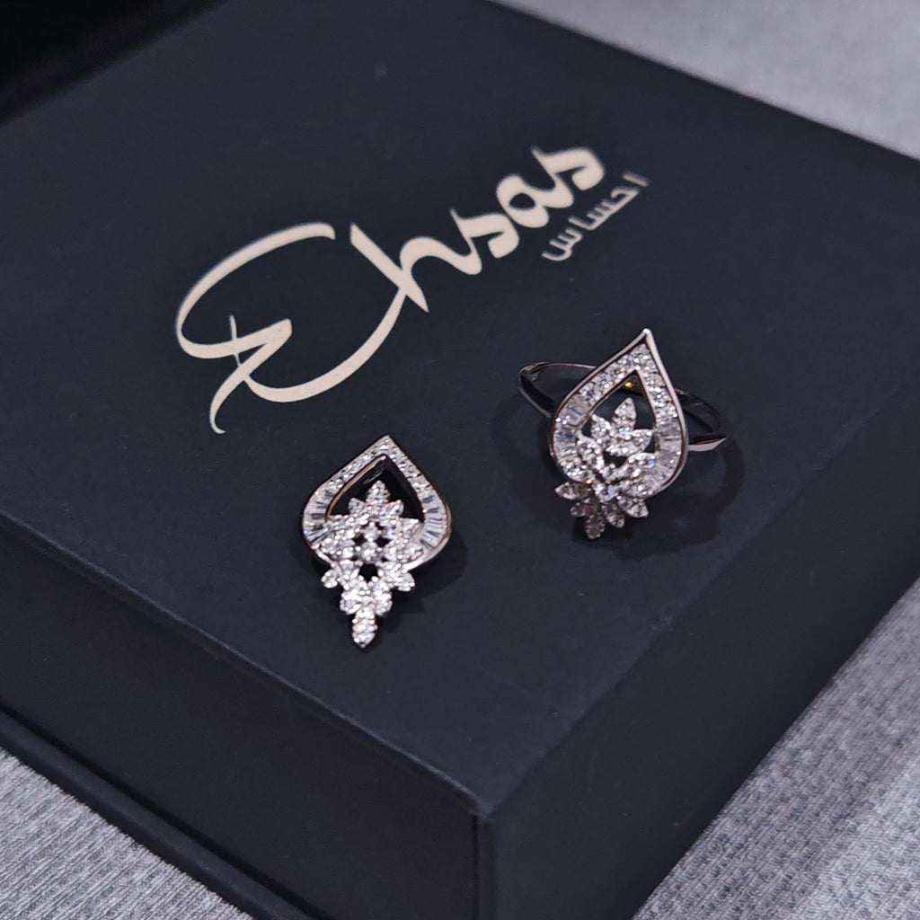 Exquisite 925 Sterling Silver Teardrop Jewelry Set with Intricate Floral Crystal Clusters