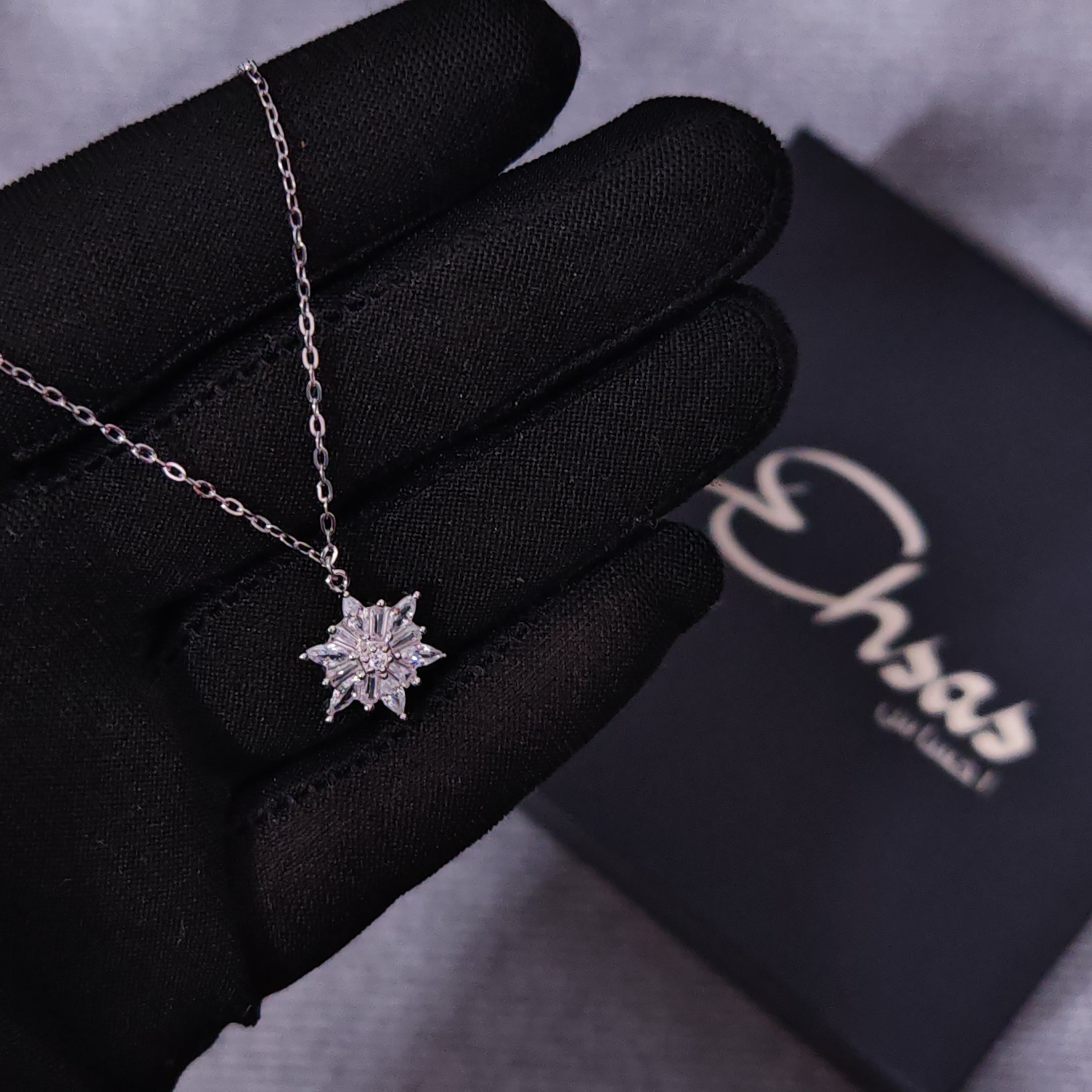 Snowflake Jewelry Set with Brilliant Sunburst
