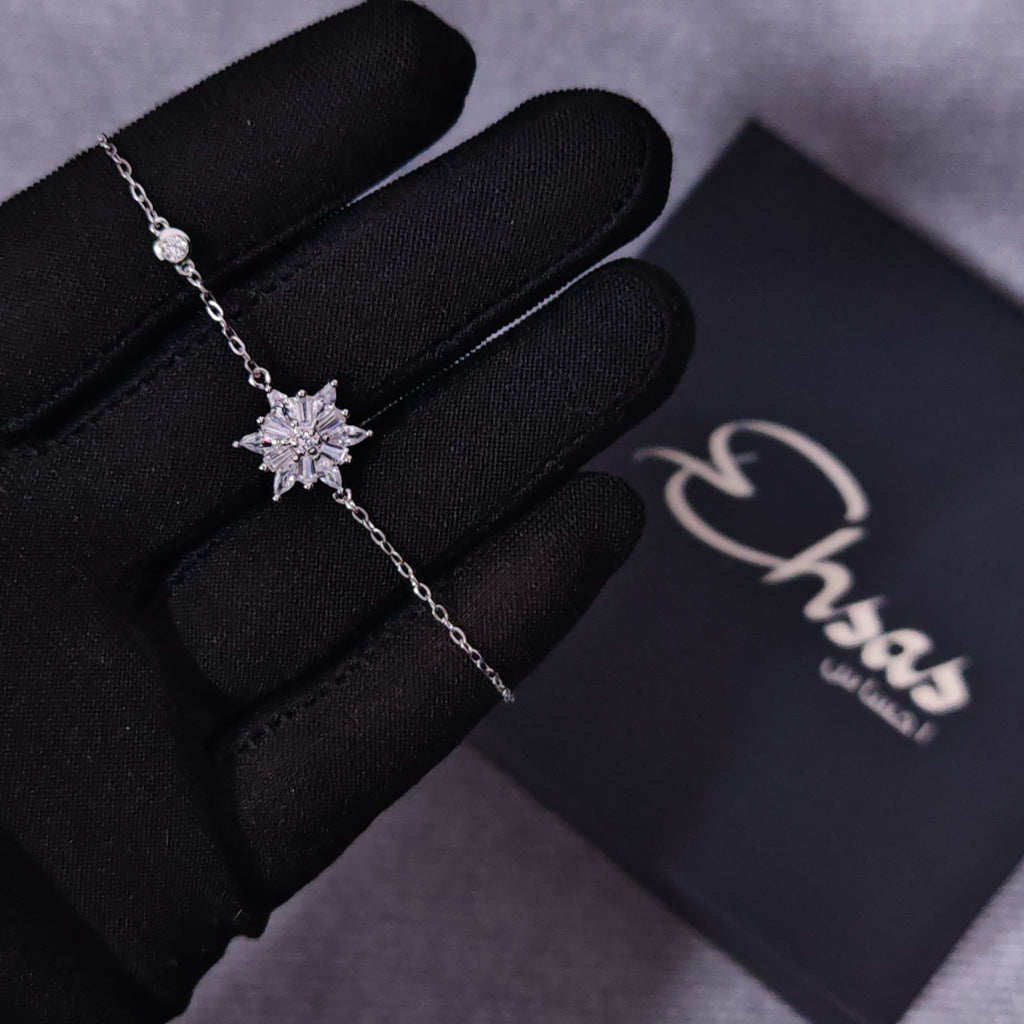 Snowflake Jewelry Set with Brilliant Sunburst