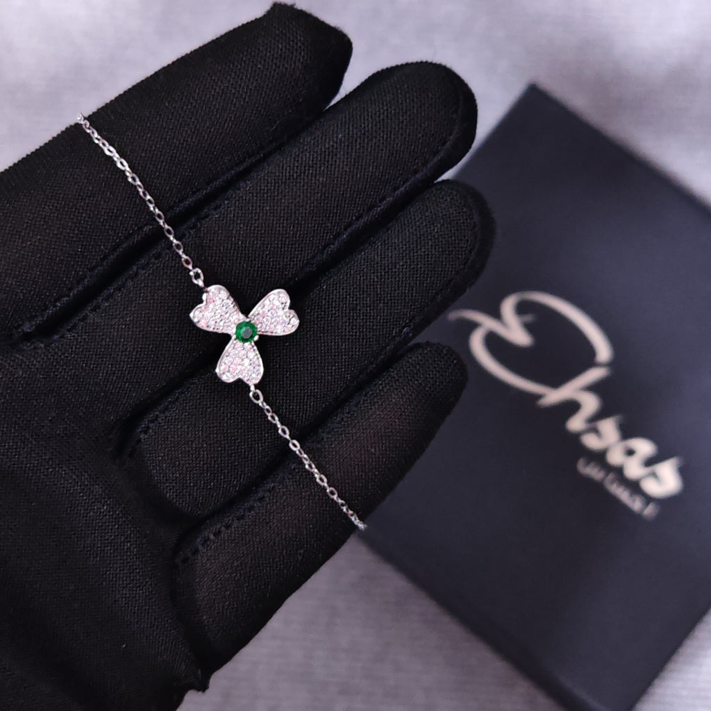 Three-Leaf Clover Jewelry Set Pavé-Set