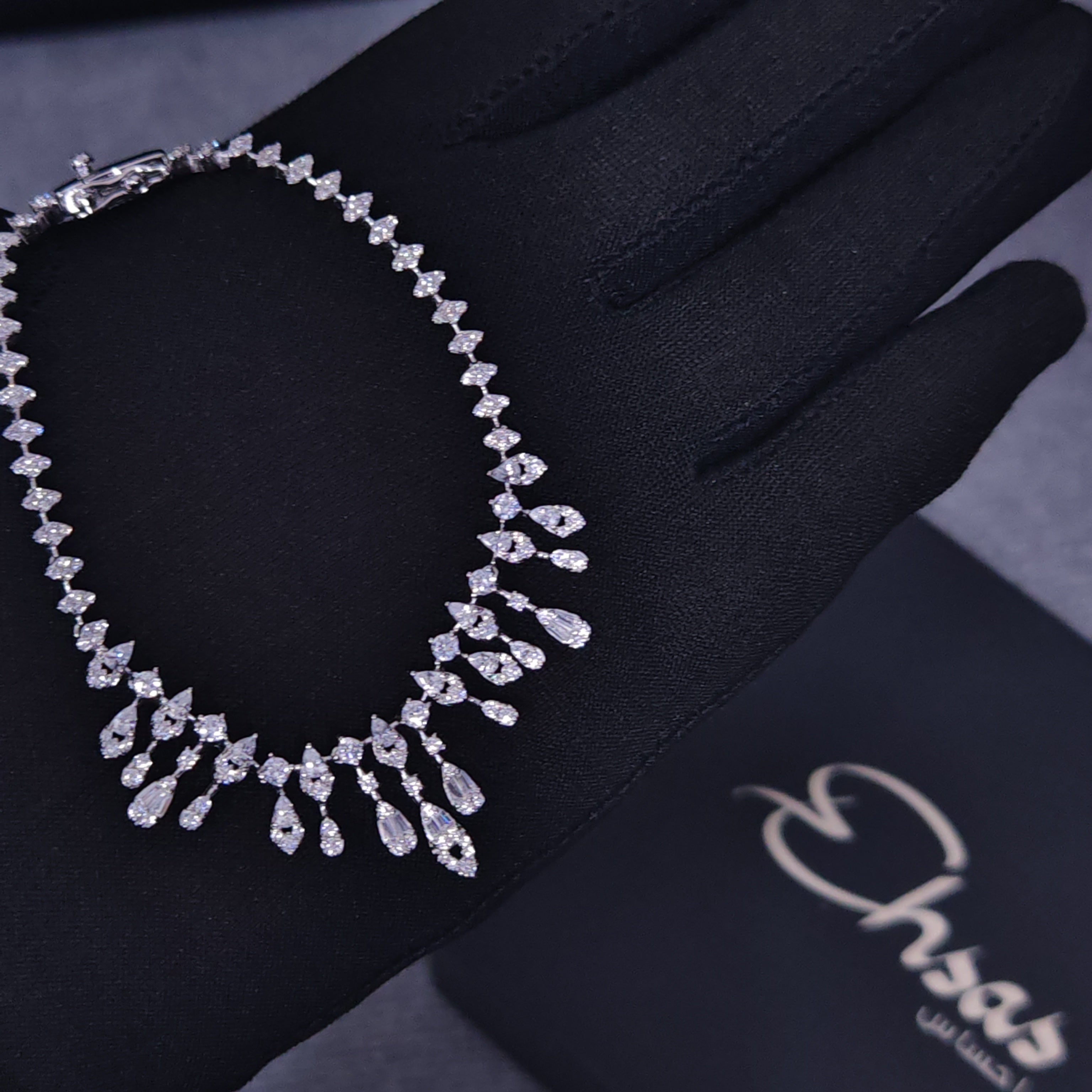 Chandelier Design Pear-Cut Crystals Set