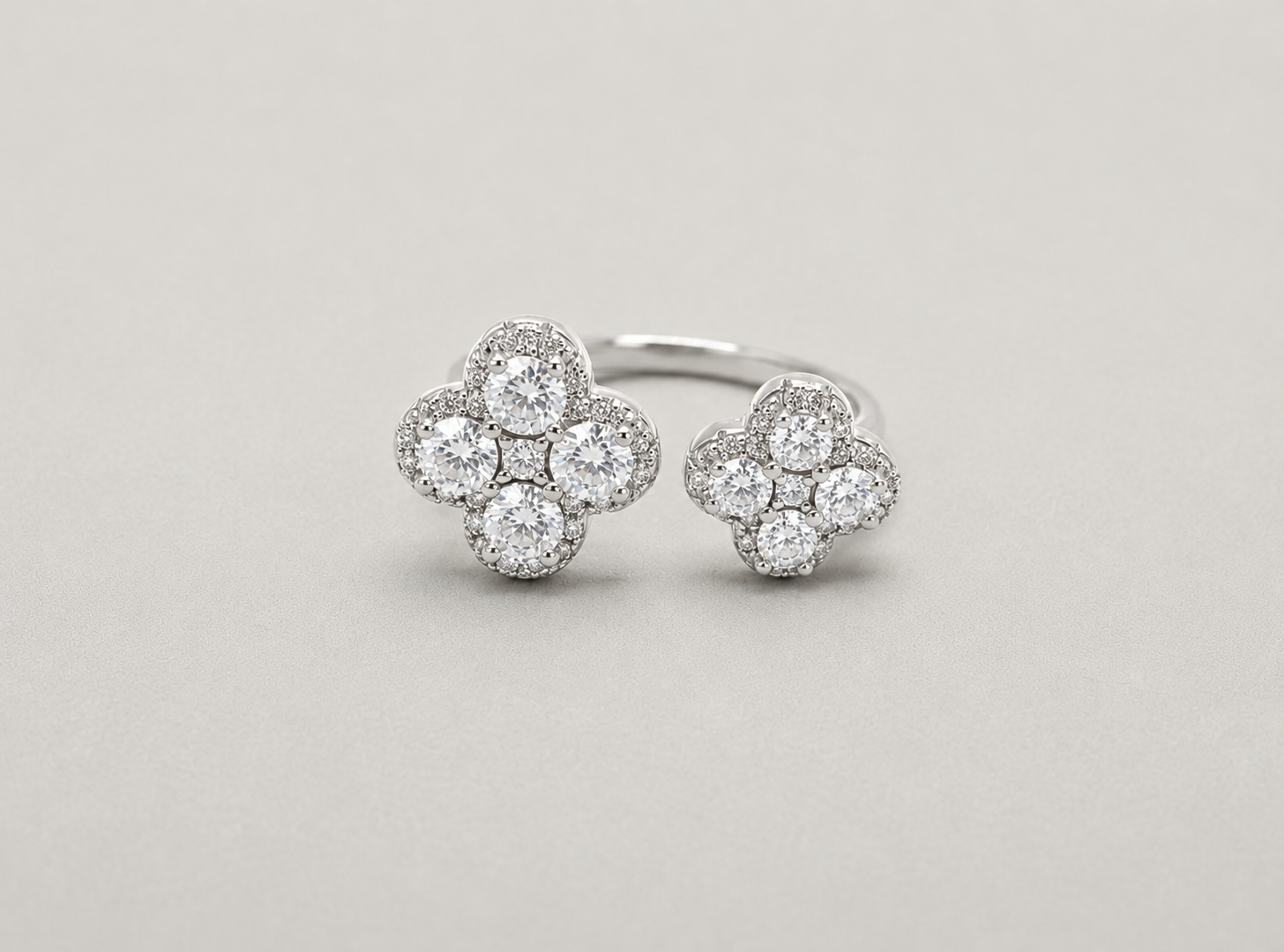 Double Clover Ring