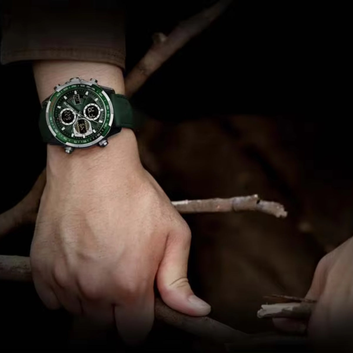 NAVIFORCE 9197 Men’s Dual-Display Watch – Luxury Analog-Digital Chronograph with Alarm & Waterproof Green