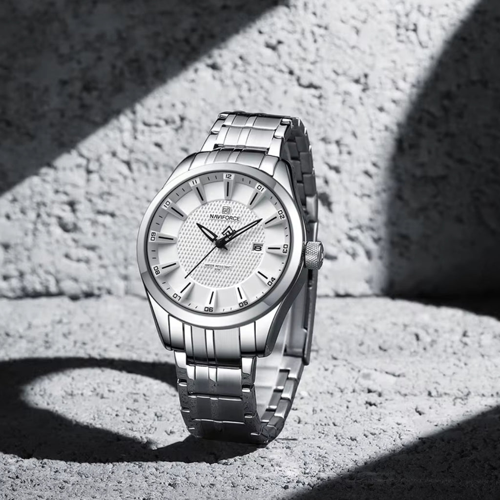 NAVIFORCE 8032 Men’s Stainless Steel Watch – Original Quartz Business Wristwatch - Silver and White