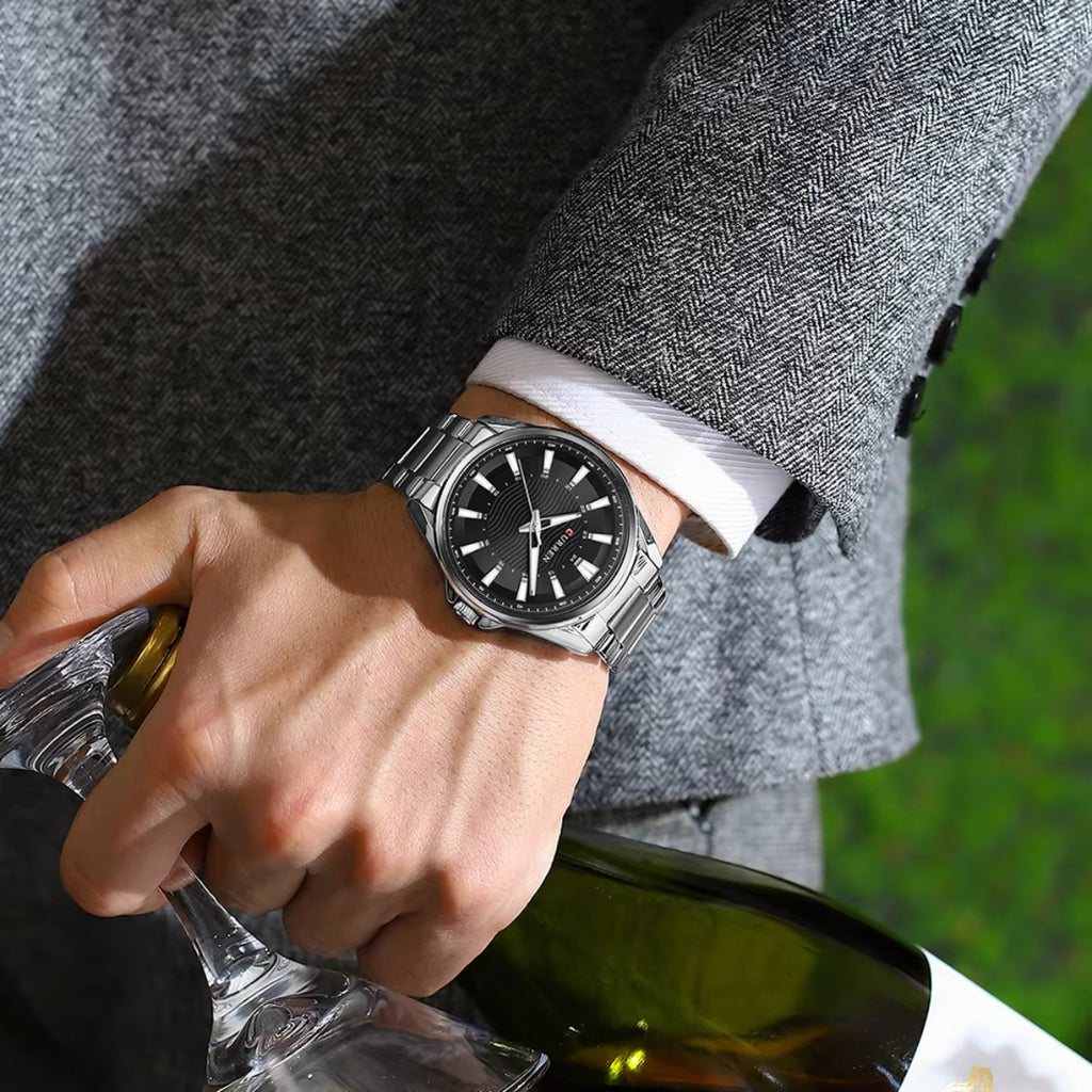CURREN 8424 Black Men's Stainless Steel Quartz Wristwatch