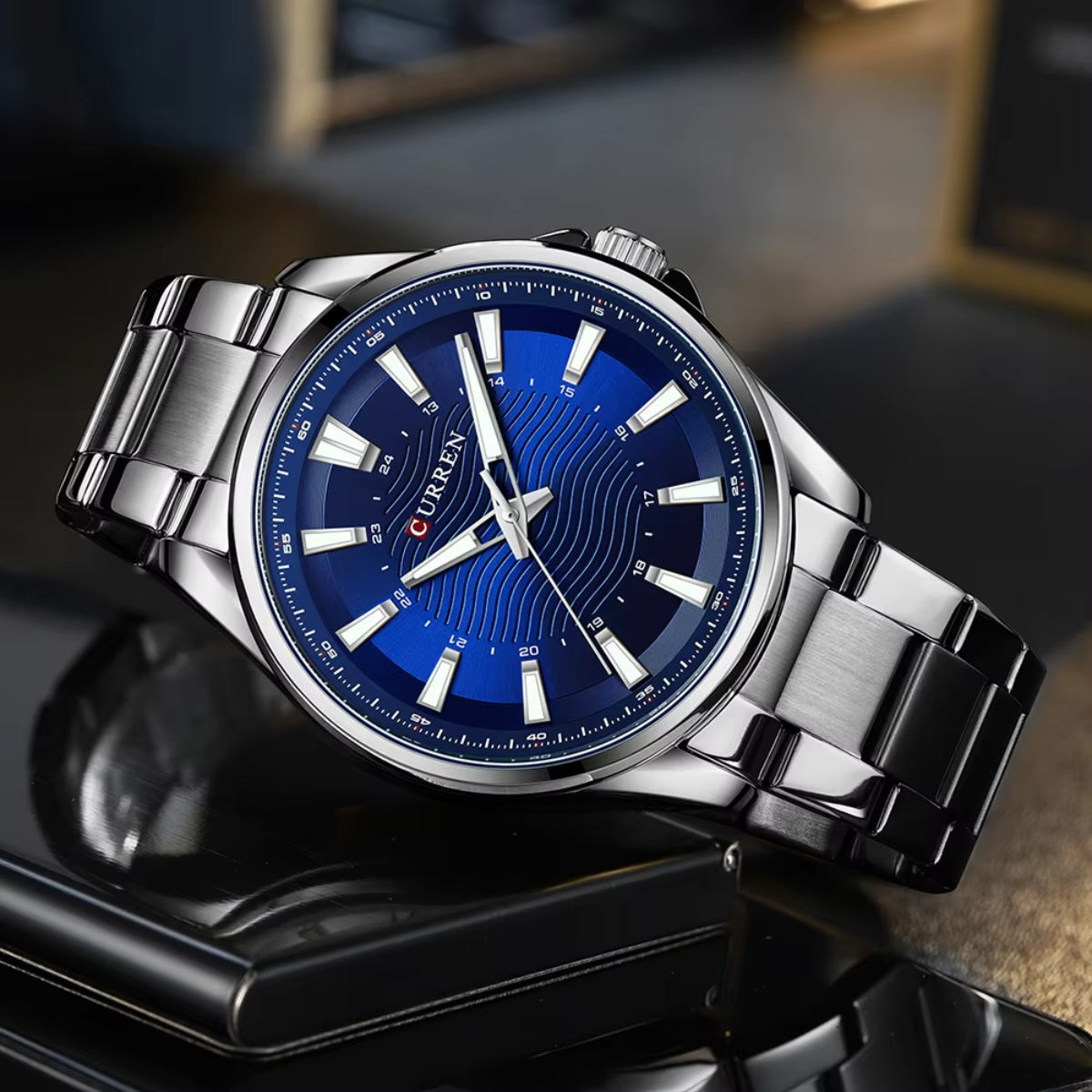 CURREN 8424 Blue Men's Stainless Steel Quartz Wristwatch