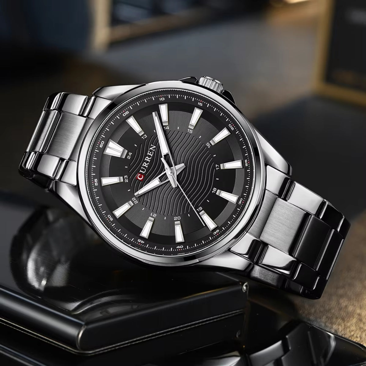 CURREN 8424 Black Men's Stainless Steel Quartz Wristwatch