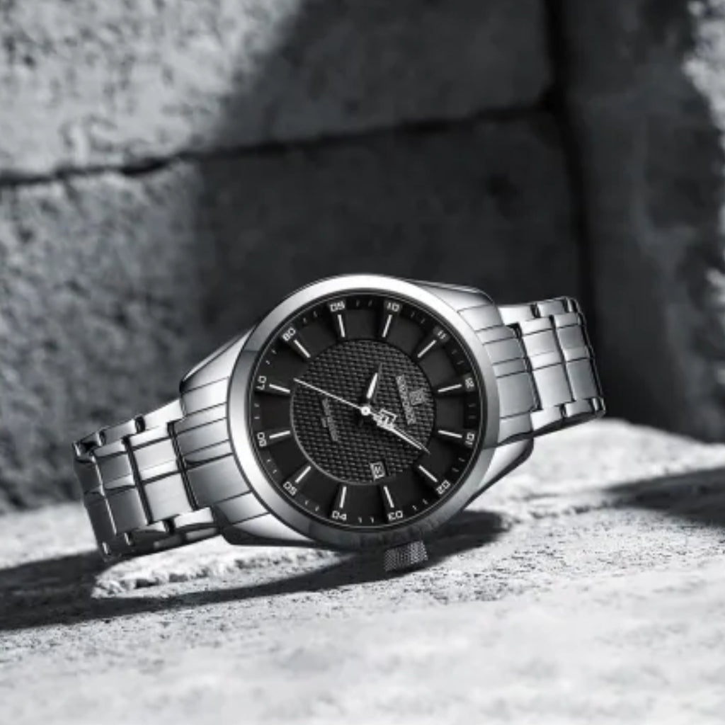 NAVIFORCE 8032 Men’s Stainless Steel Watch – Original Quartz Business Wristwatch - Black and SIlver