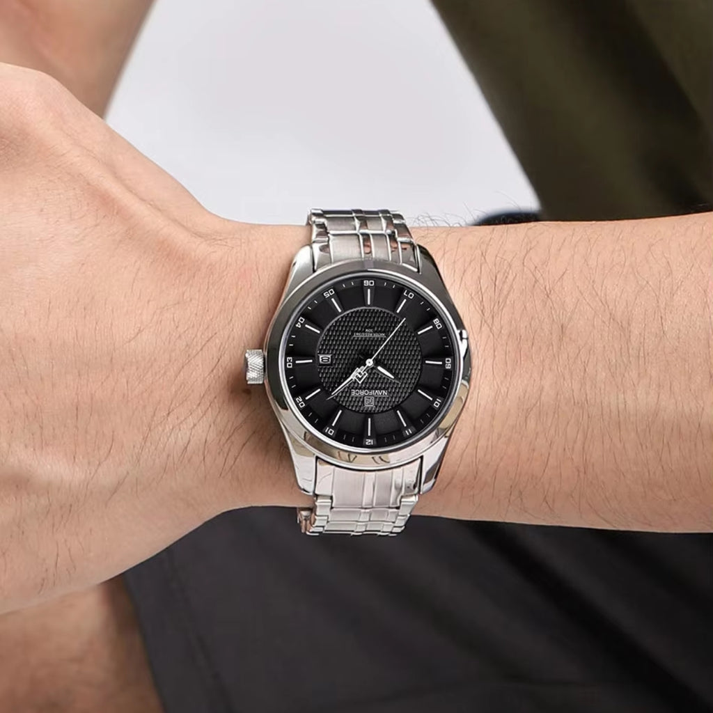 NAVIFORCE 8032 Men’s Stainless Steel Watch – Original Quartz Business Wristwatch - Black and SIlver