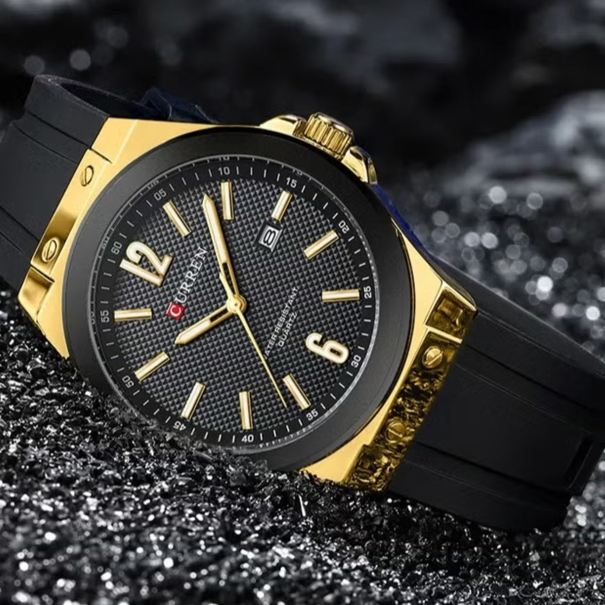 CURREN 8467 Men Watch Waterproof Quartz Silicone Strap Black and Gold