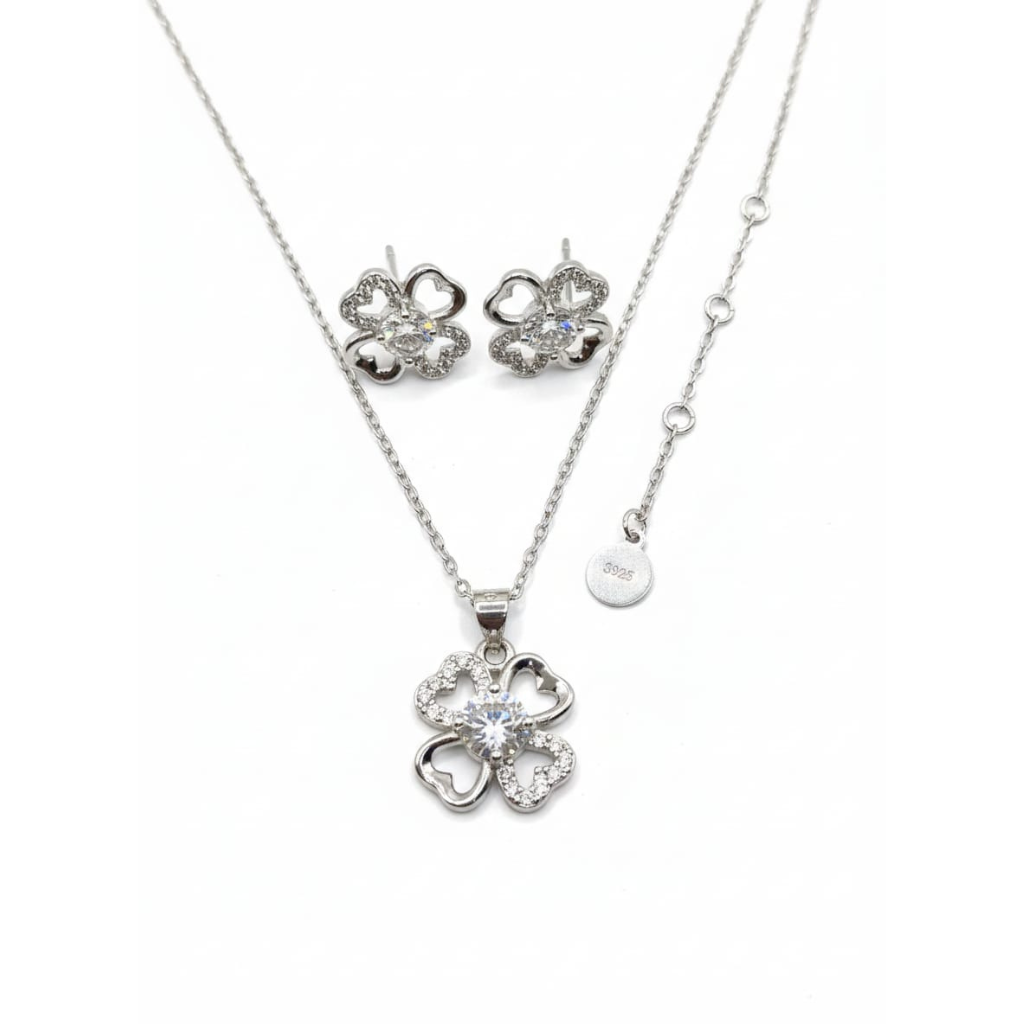 Silver Four-Leaf Clover Jewelry Set