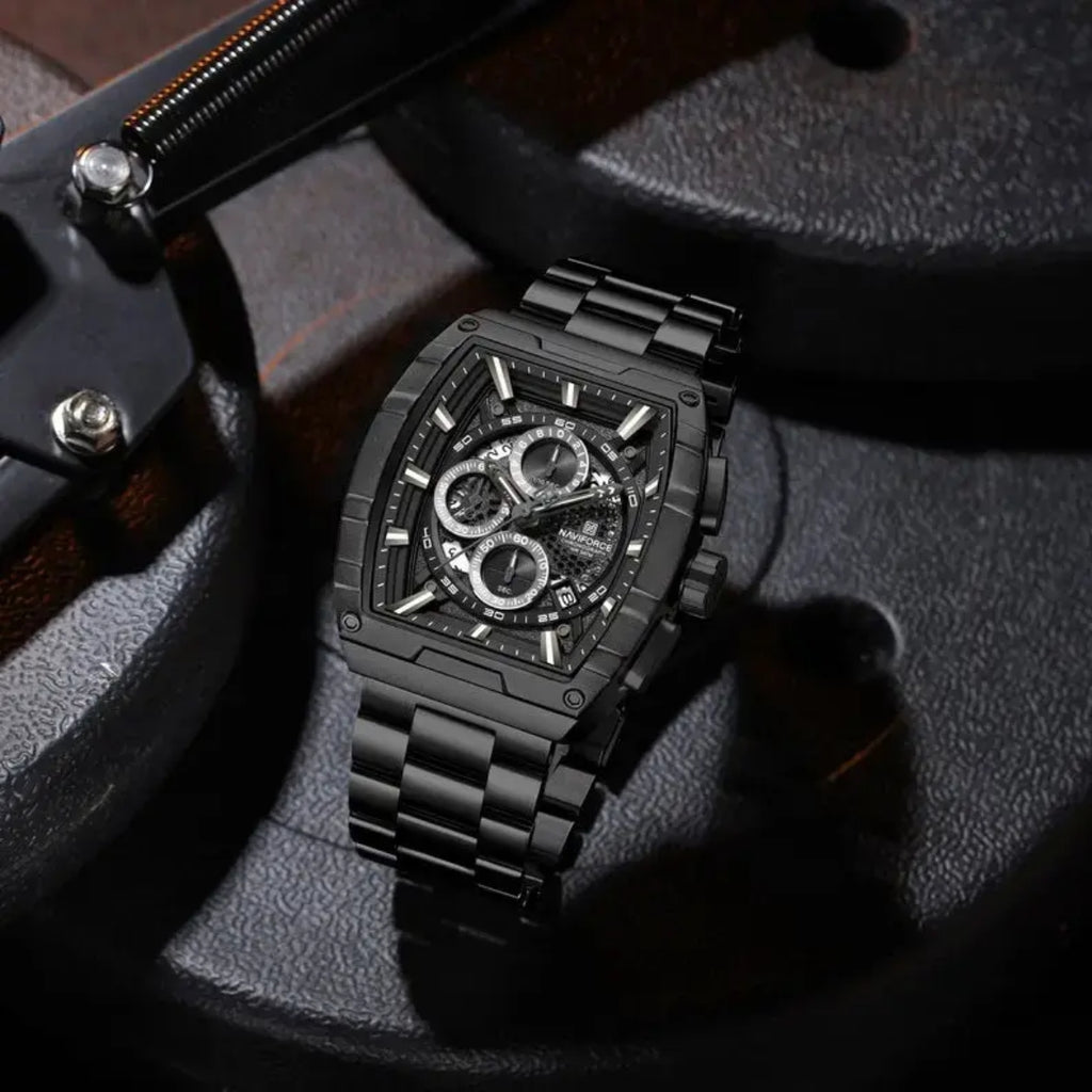 NAVIFORCE 8066 Luxury Chronograph Men's Watch – Heavy Duty Stainless Steel 3-Dial Quartz Sport Wristwatch with Date Display Black