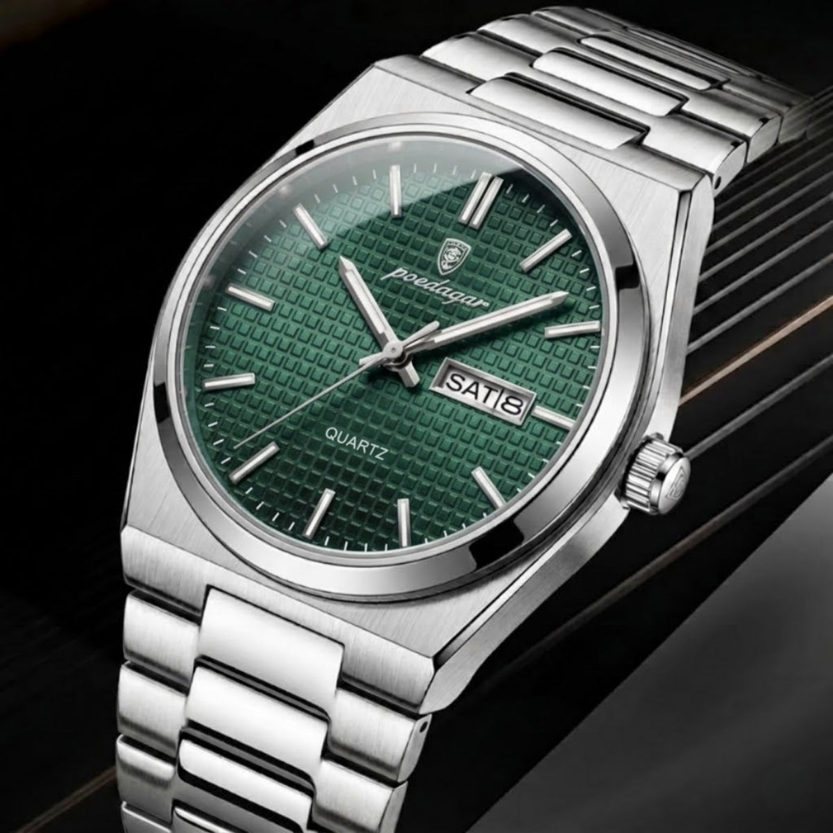 Poedagar 821 Men's Luxury Fashion Watch – Waterproof Luminous Quartz Wristwatch with Stainless Steel Band Green