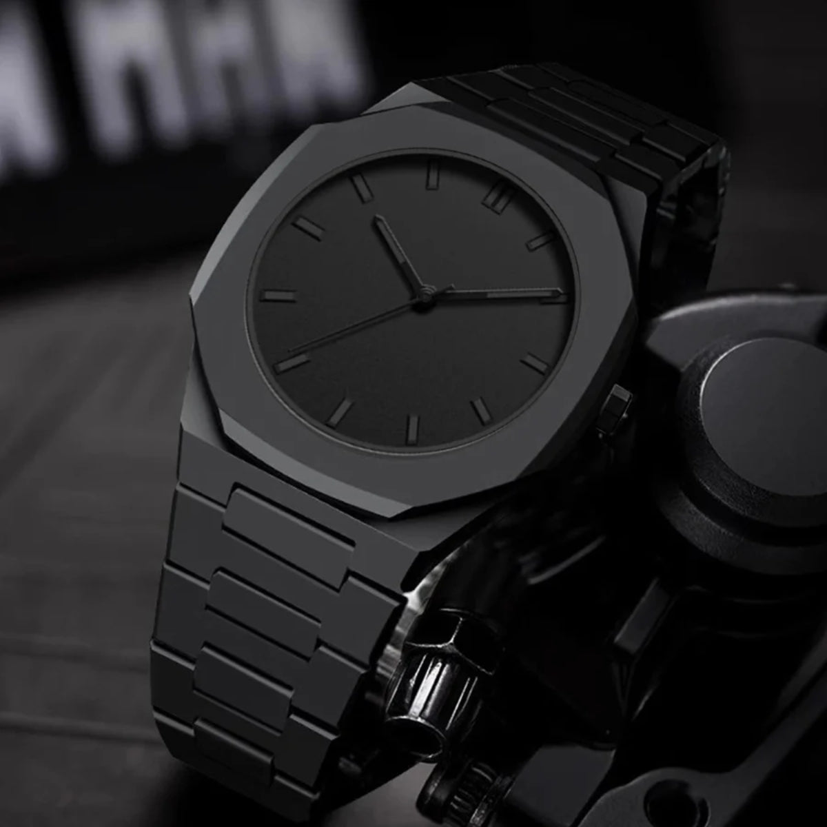 Nibosi 8102 Classic Men’s Watch - 40mm Ultra-Slim Polycarbon Quartz Movement with Premium Glass Dial Scale Black