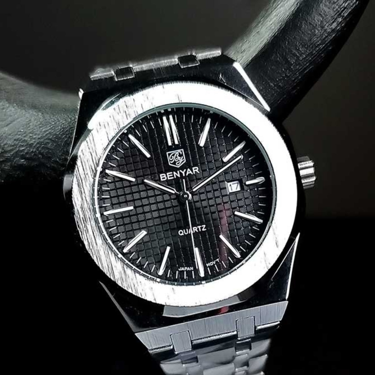 BENYAR 5156 Men's Luxury integrated-Bracelet "Royal Oak" Inspired Design- Silver and Black Watch