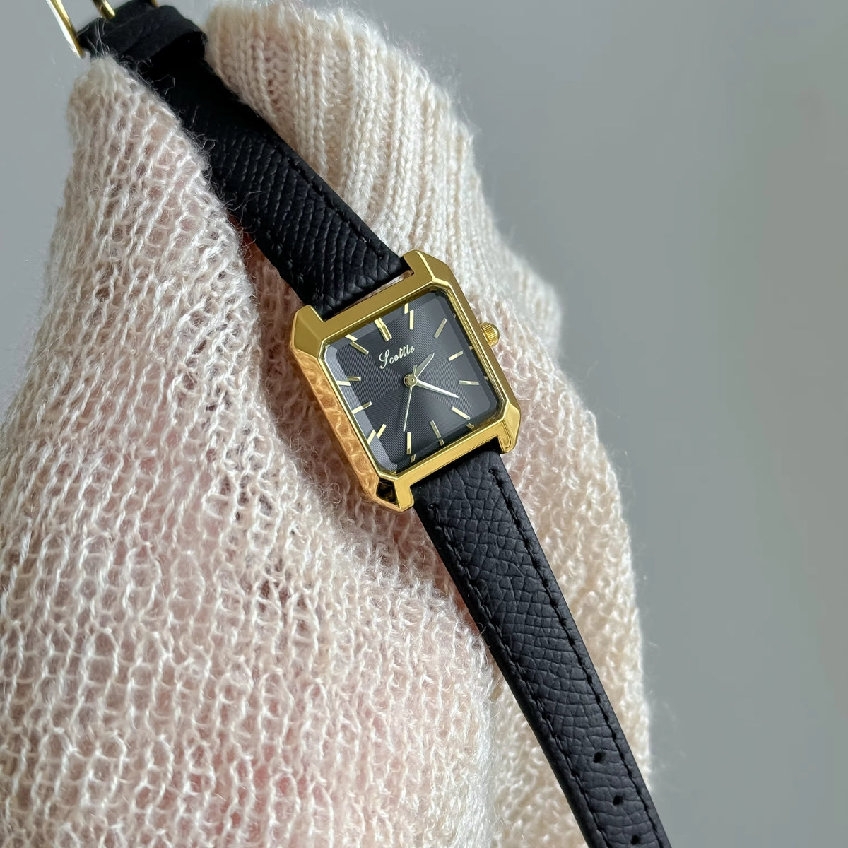 Scottie 9153 Women’s Square Leather Watch – Luxury Quartz Water-Resistant Wristwatch for Ladies Black