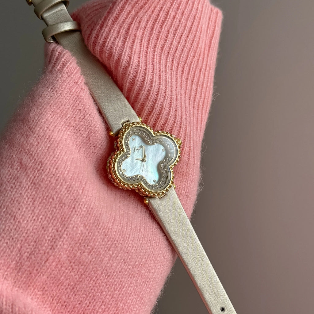 Scottie 9686 Women’s Watch – Waterproof Quartz with Diamond Accents & Leather Strap Gold