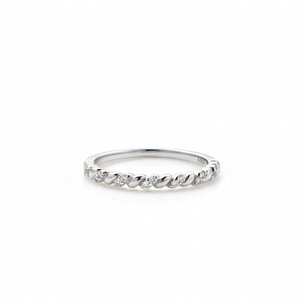 Elegant Twisted Rope Band with Shimmering Pavé