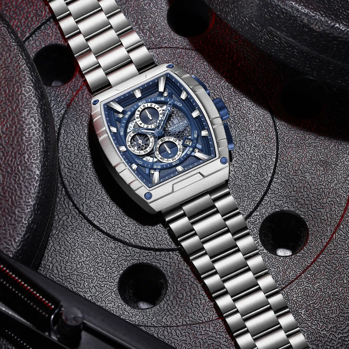 NAVIFORCE 8066 Luxury Chronograph Men's Watch – Heavy Duty Stainless Steel 3-Dial Quartz Sport Wristwatch with Date Display Blue