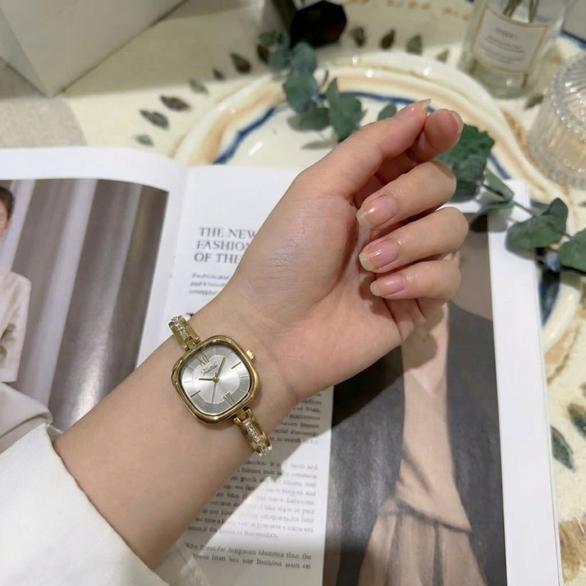 Scottie 9327 Latest Women’s Square Watch – Slim Stainless Steel Minimalist Quartz Wristwatch Gold