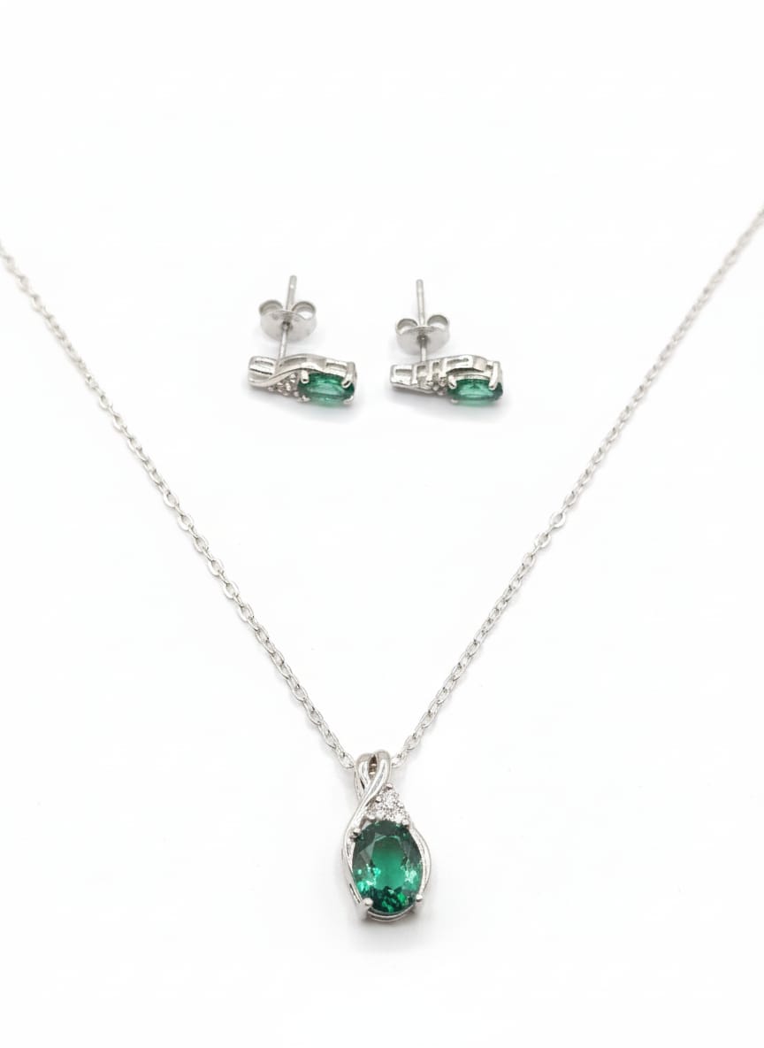 Oval Blue Sapphire Jewelry Set