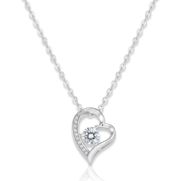 Necklace with Vivid Heart